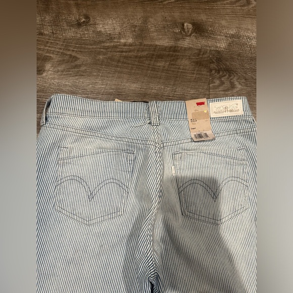 NWT LEVIS 515 WOMENS JUNIORS CAPRI DENIM STRIPED JEANS SIZE 5 - Picture 5 of 7